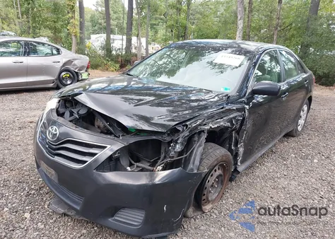 2011 Toyota Camry Le z USA, uszkodzony, nr VIN 4T1BF3EK0BU763405